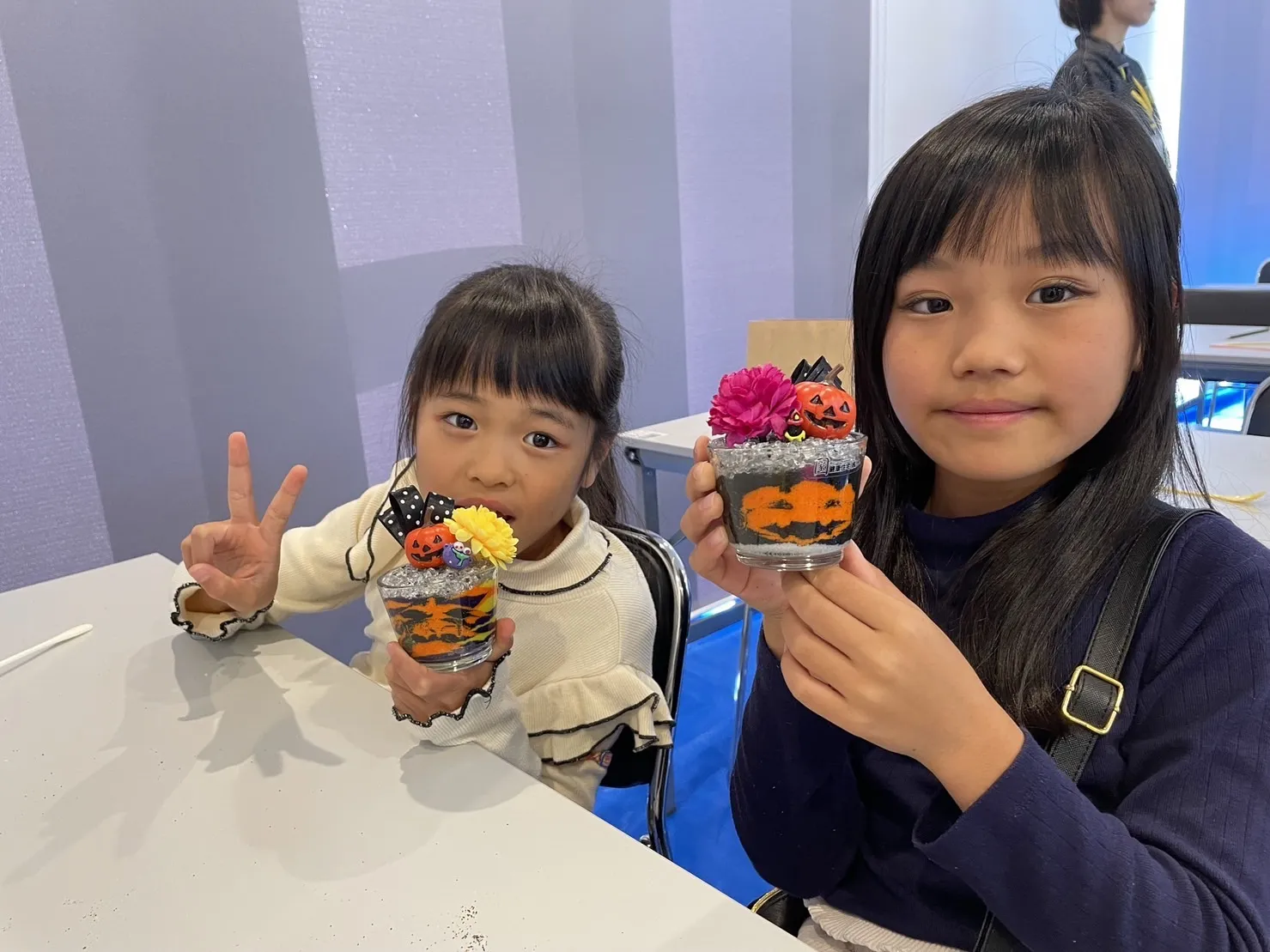 謝恩会でのサンドアートワークショップの様子